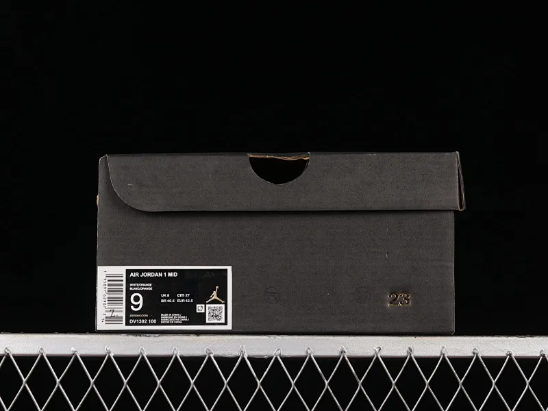 All Categories Air Jordan Jordan Series Basketball Shoes Air Jordan 1 Mid Air Jordan 1 Mid SE "Sport Spice" AJ1 Joe 1 White Orange Zhongbang Basketball Shoes DV1302-100